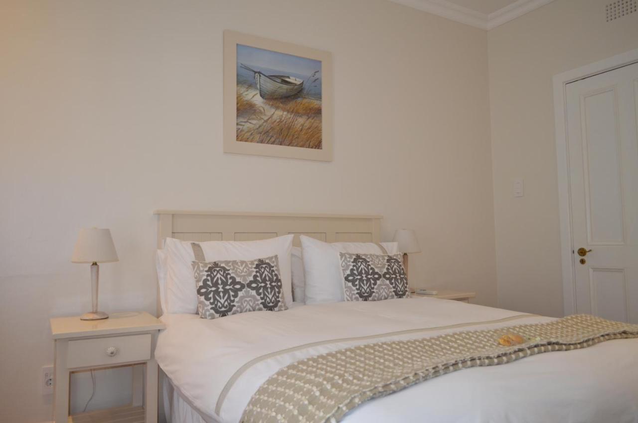 Bed and Breakfast On The Bay Port Elizabeth Exterior foto