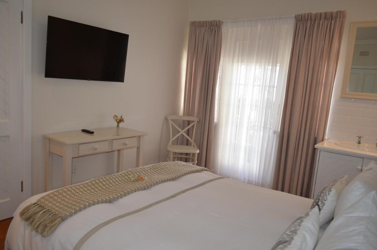 Bed and Breakfast On The Bay Port Elizabeth Exterior foto