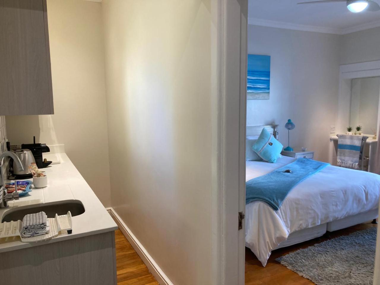 Bed and Breakfast On The Bay Port Elizabeth Exterior foto
