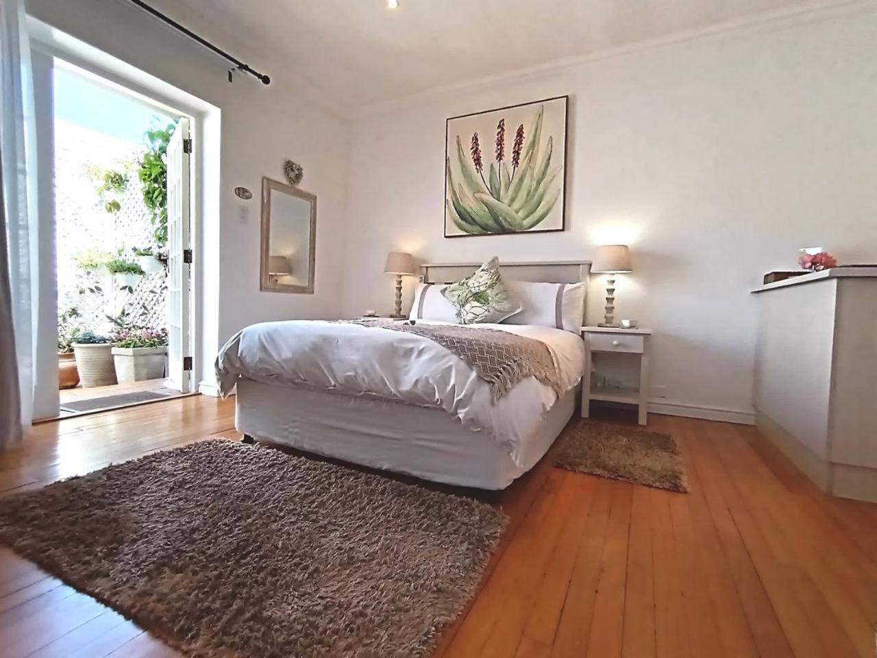 Bed and Breakfast On The Bay Port Elizabeth Exterior foto