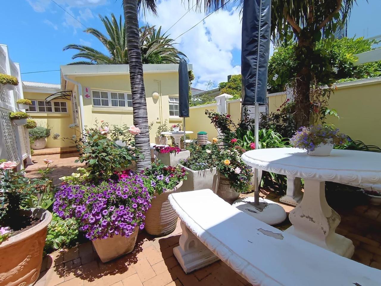 Bed and Breakfast On The Bay Port Elizabeth Exterior foto