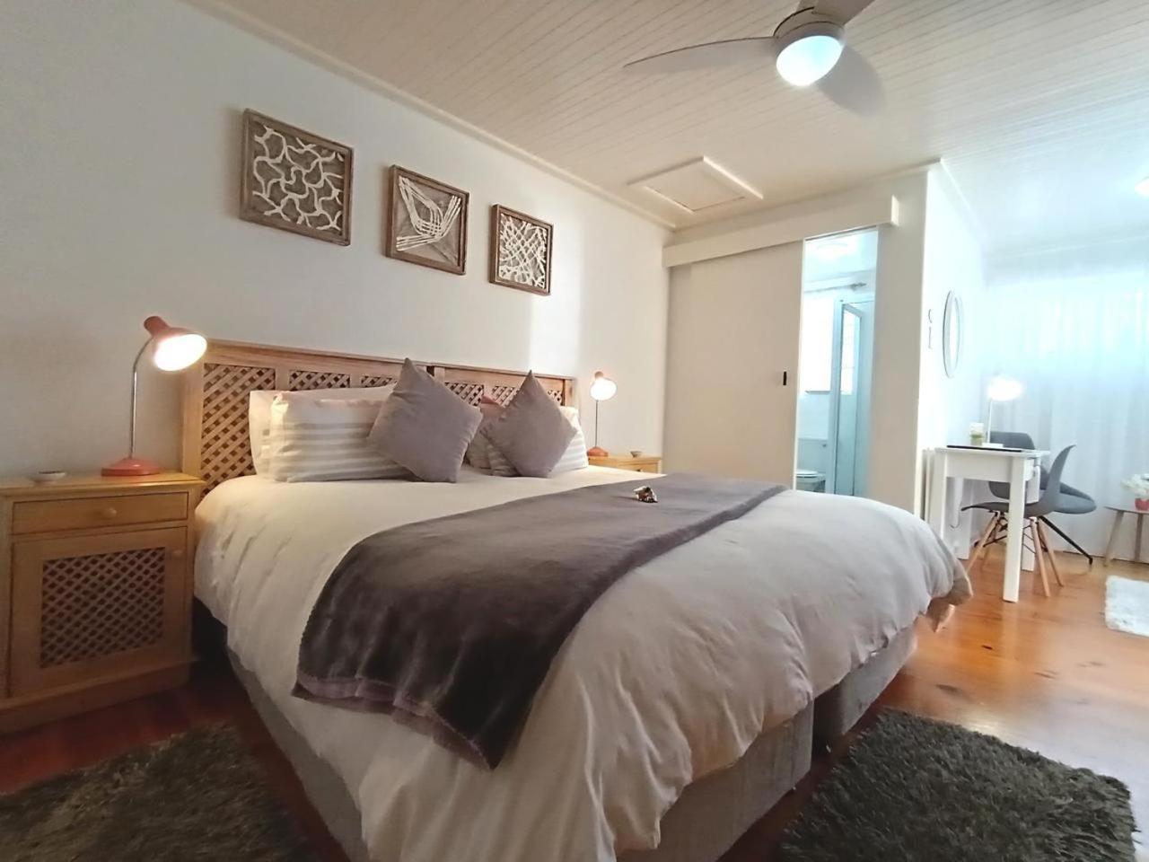 Bed and Breakfast On The Bay Port Elizabeth Exterior foto