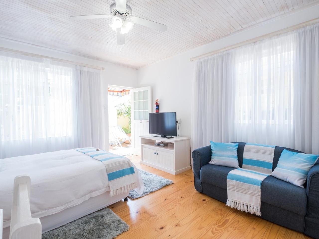 Bed and Breakfast On The Bay Port Elizabeth Exterior foto